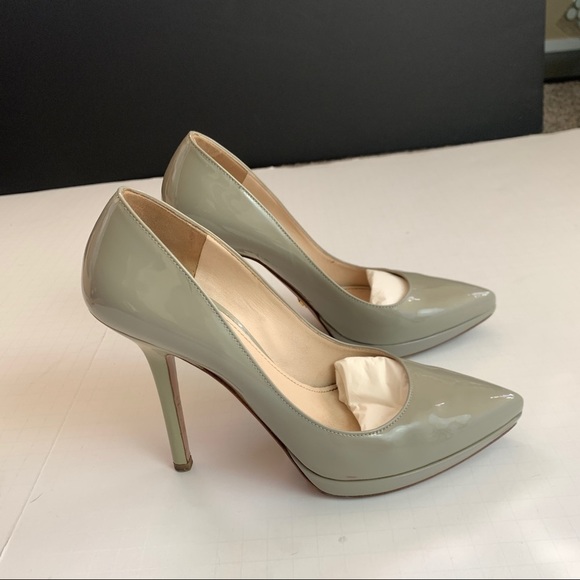 Prada Donna Patent Leather Heel Size 38.5 w/ Box - Picture 11 of 12